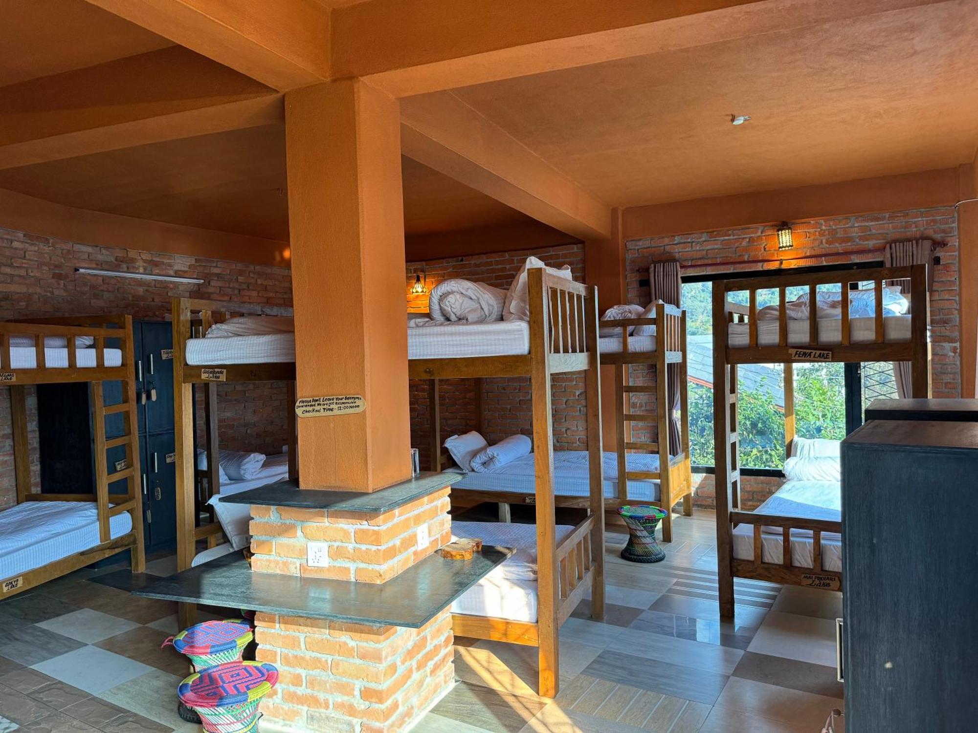 Nar-Bis Hotel Pokhara Exterior photo