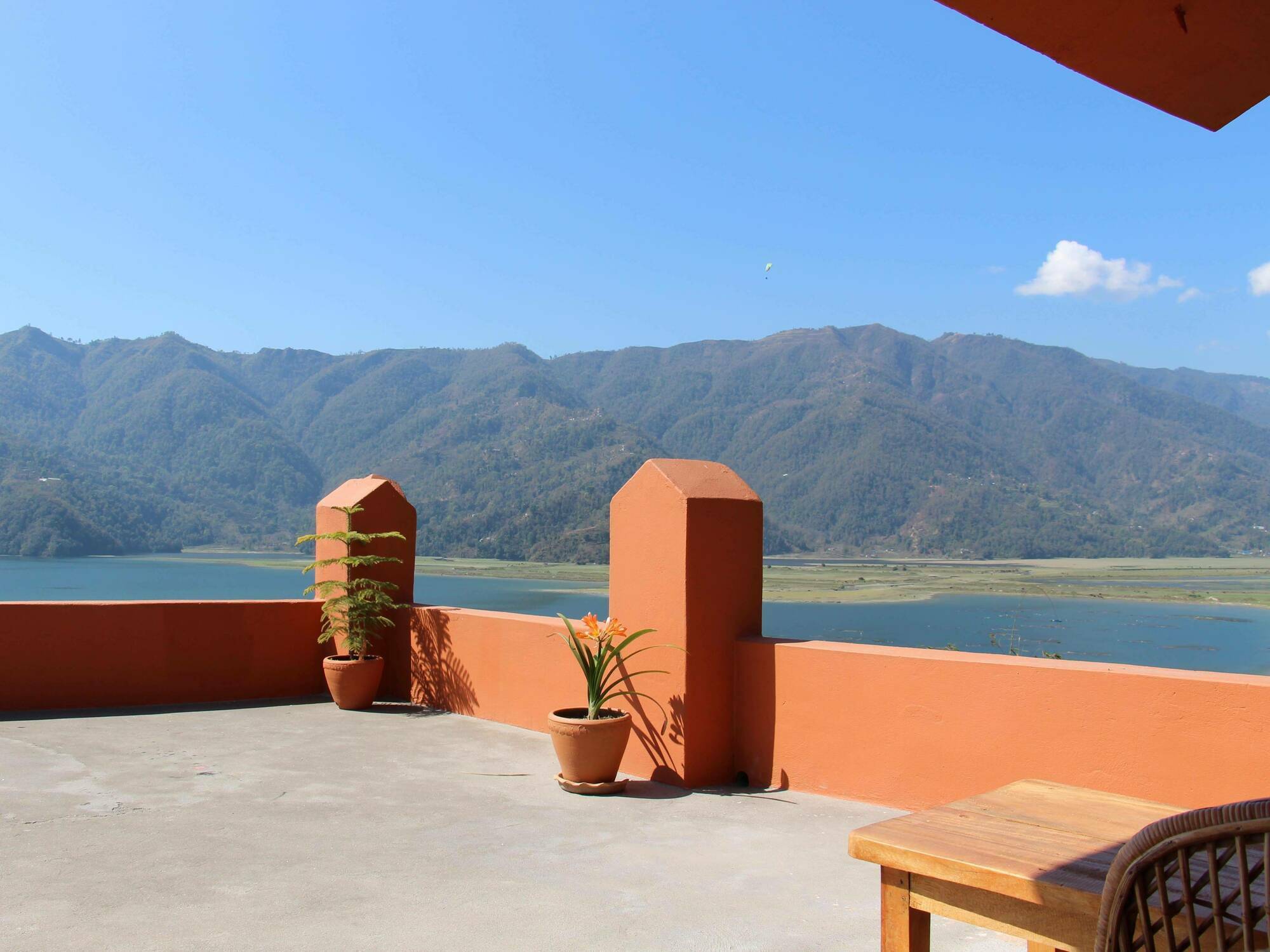 Nar-Bis Hotel Pokhara Exterior photo