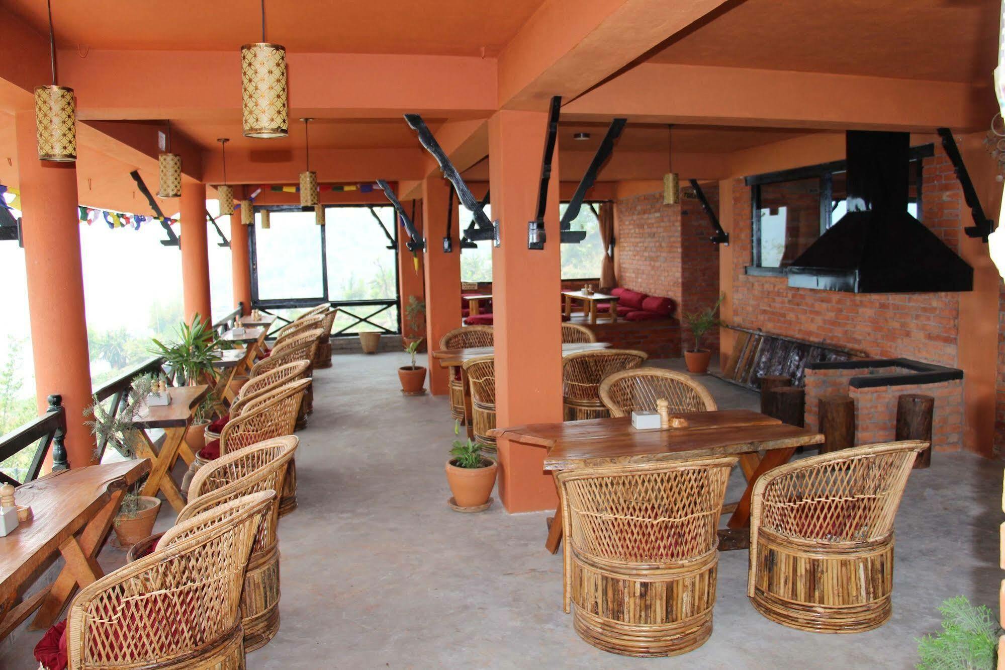 Nar-Bis Hotel Pokhara Exterior photo