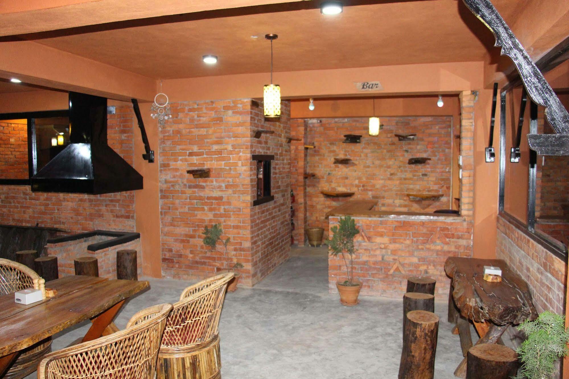 Nar-Bis Hotel Pokhara Exterior photo