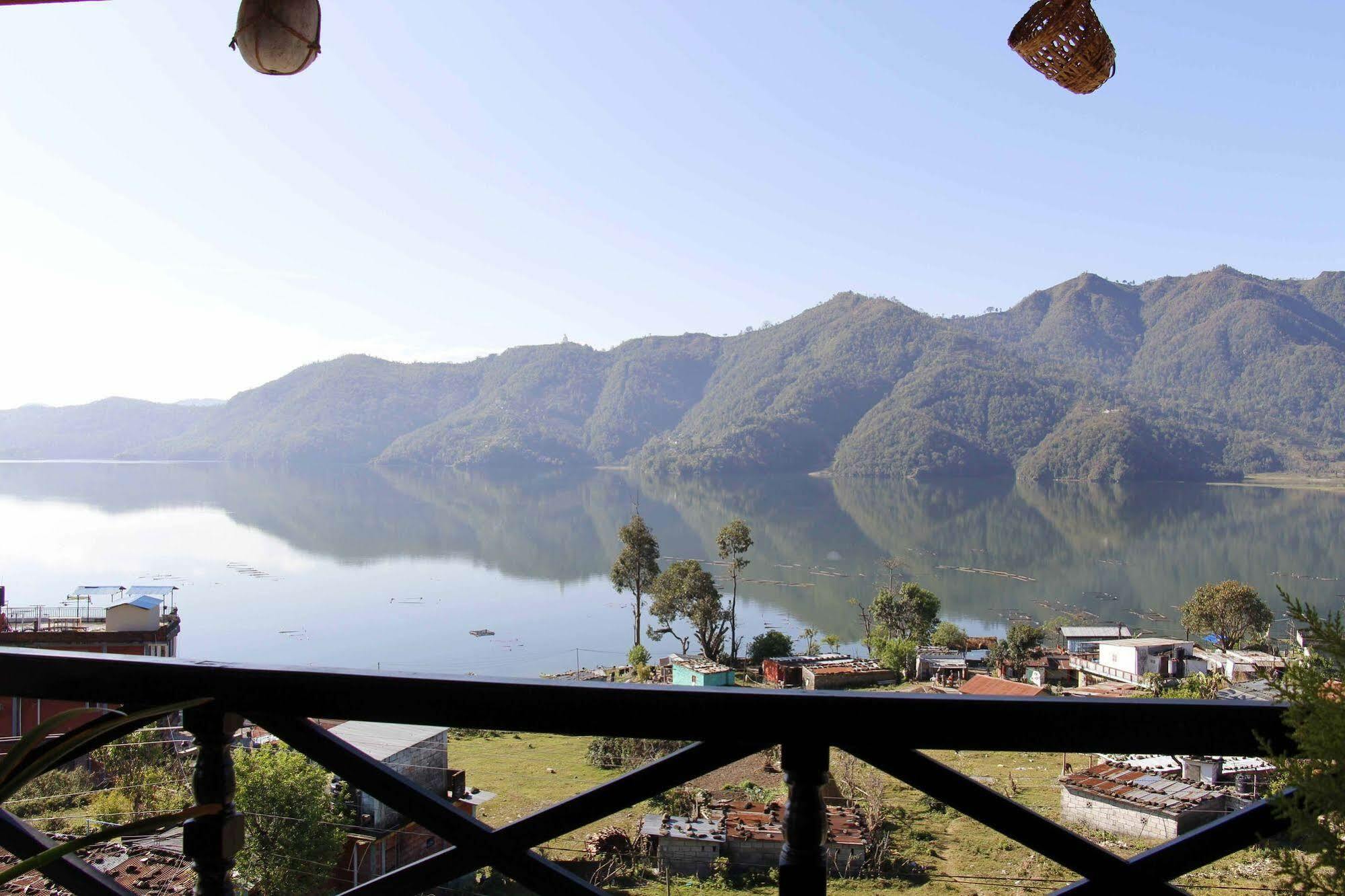 Nar-Bis Hotel Pokhara Exterior photo